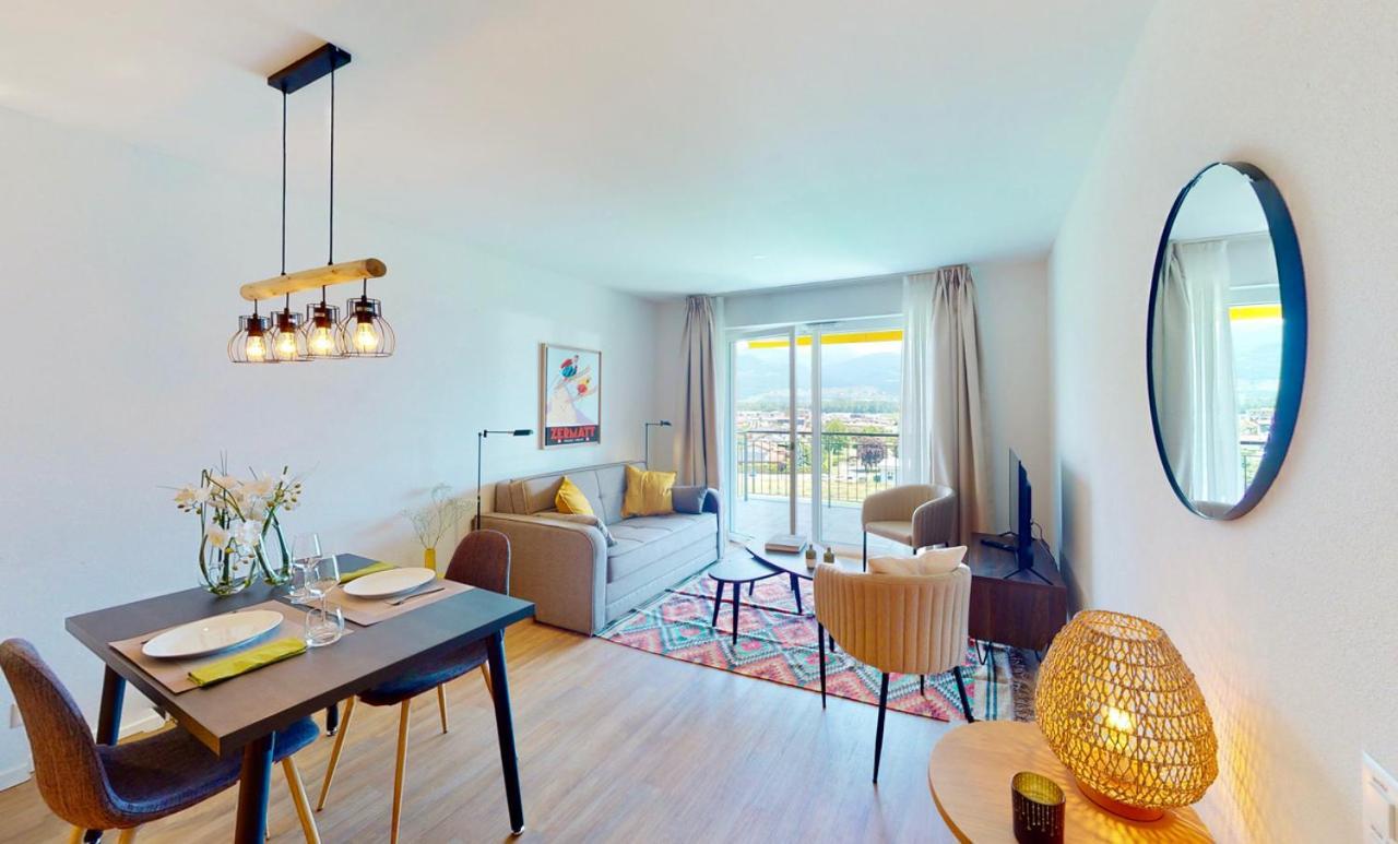 Alp Art Hotel Monthey Collombey-Muraz Exteriör bild