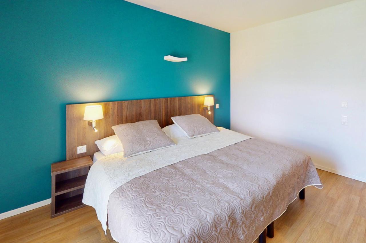Alp Art Hotel Monthey Collombey-Muraz Exteriör bild